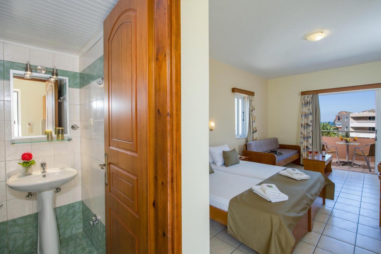 Dias Hotel Apartments Agia Marina  Exterior photo