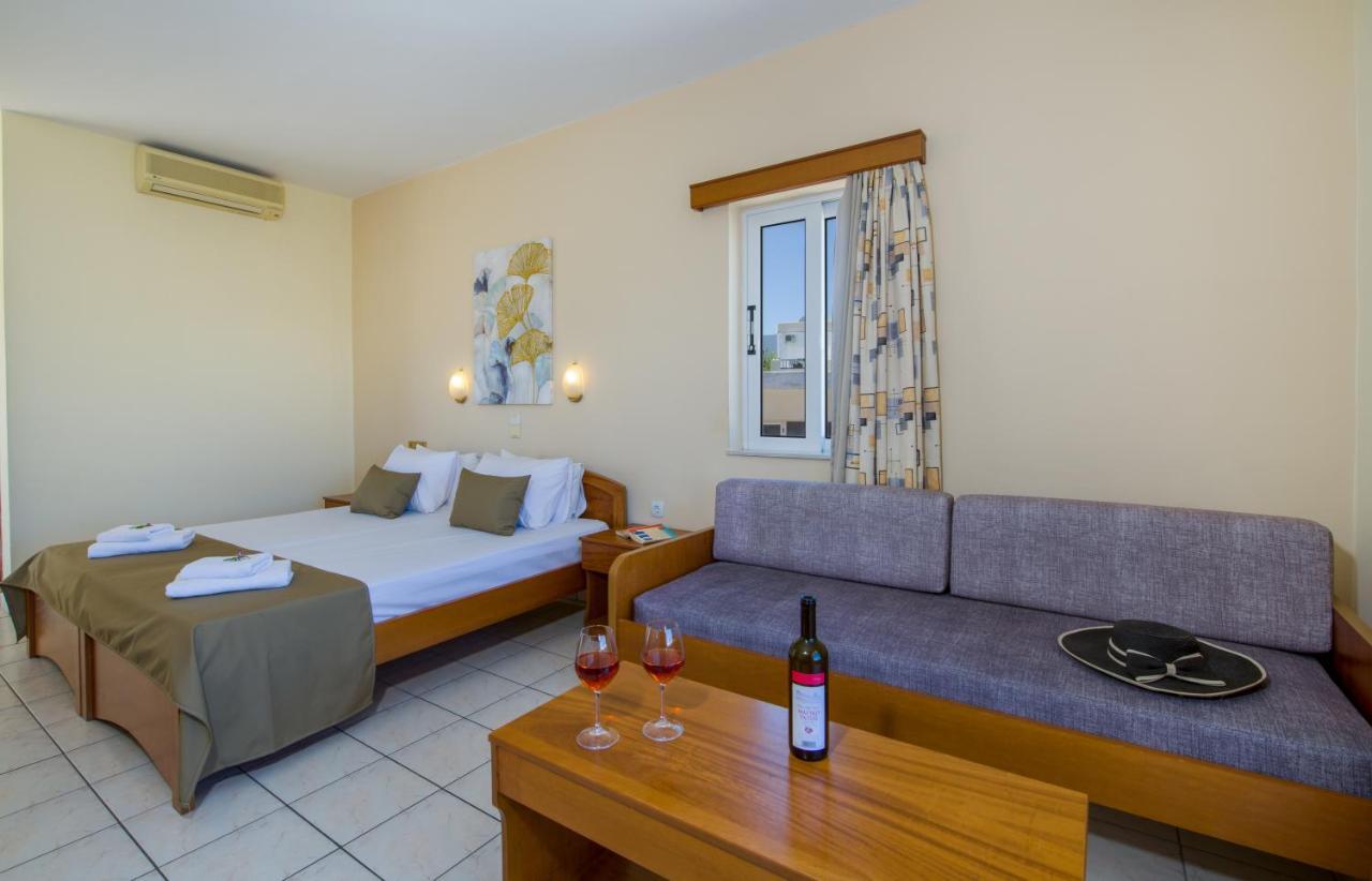 Dias Hotel Apartments Agia Marina  Exterior photo