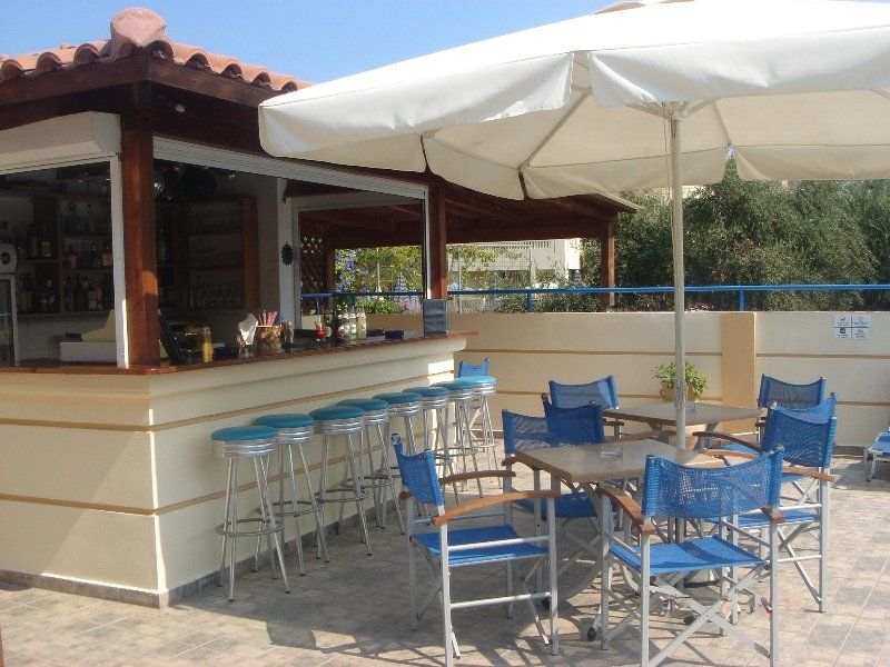 Dias Hotel Apartments Agia Marina  Exterior photo