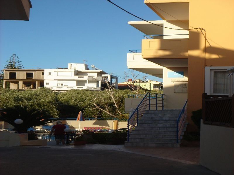 Dias Hotel Apartments Agia Marina  Exterior photo
