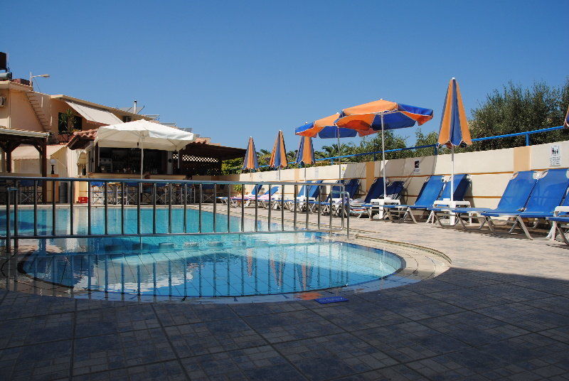Dias Hotel Apartments Agia Marina  Exterior photo