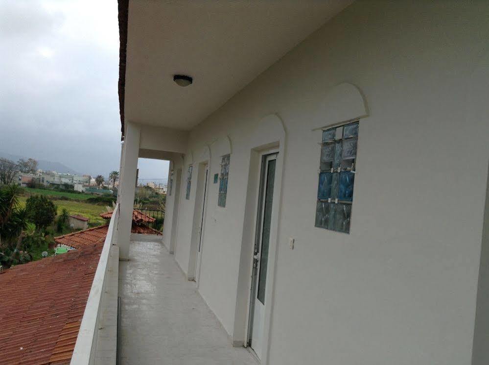 Dias Hotel Apartments Agia Marina  Exterior photo